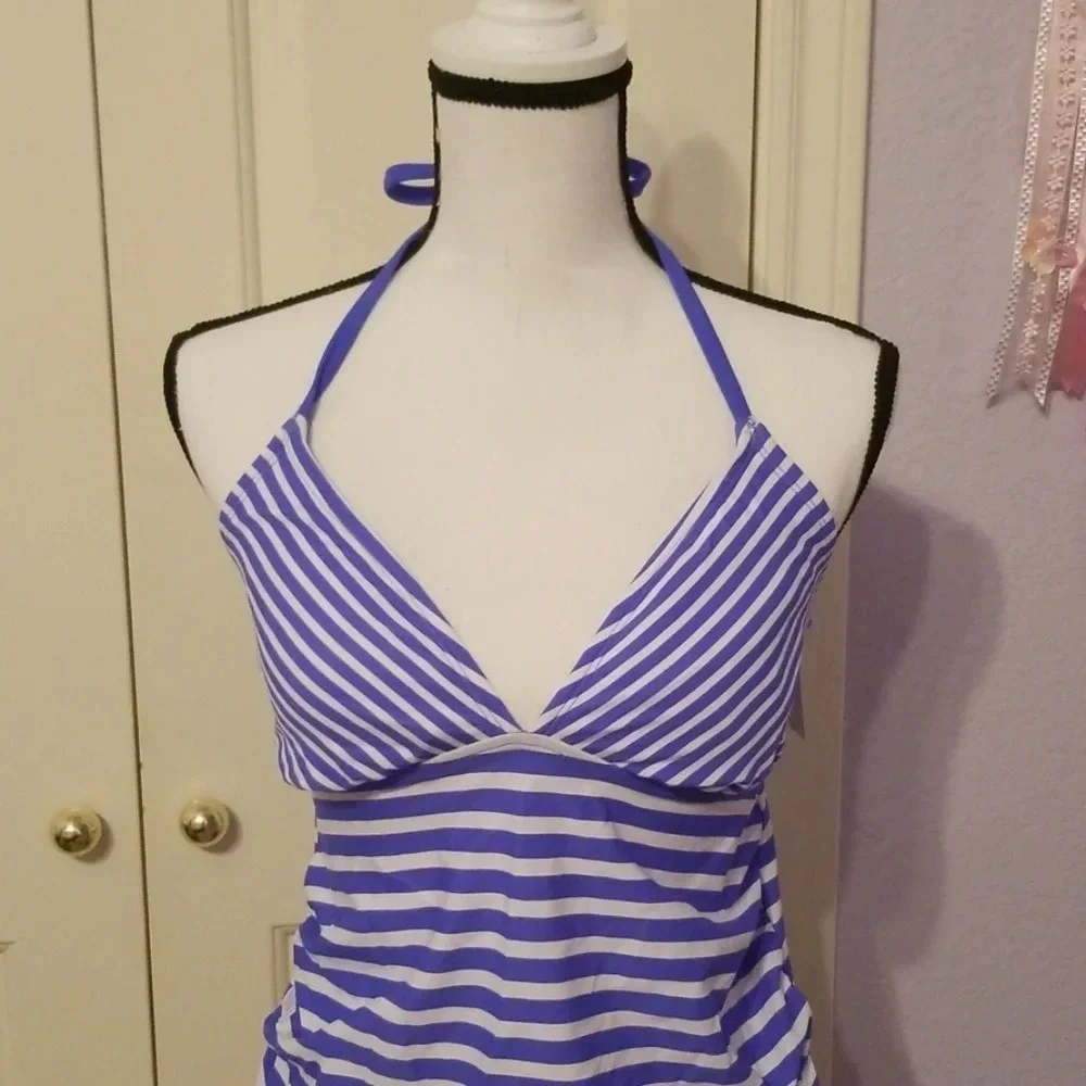 NWT Liz Lange Maternity Women's Swim Tankini Top S